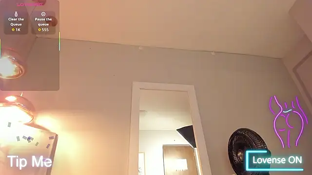 bonie lov online show from 02/20/26, 10:33