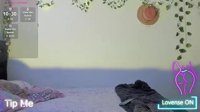 bonie lov online show from 04/07/26, 01:40