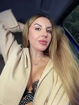 Kalli Fornia online show from 11/07/25, 09:36