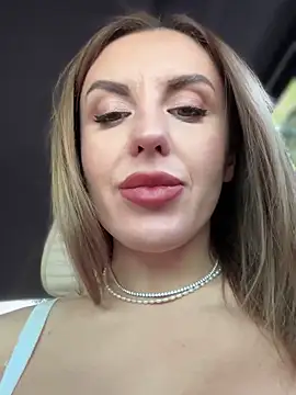 Kalli Fornia online show from 09/14/25, 08:48