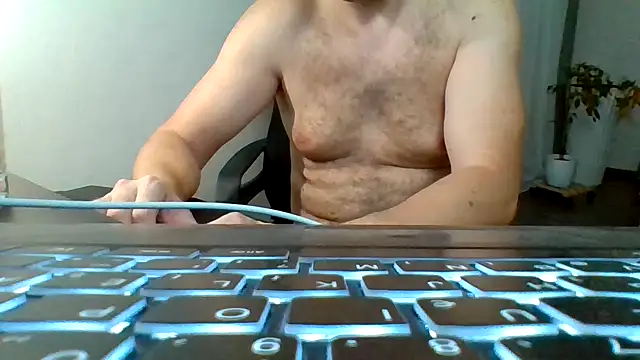 Horney boy86 online show from 09/23/25, 10:28