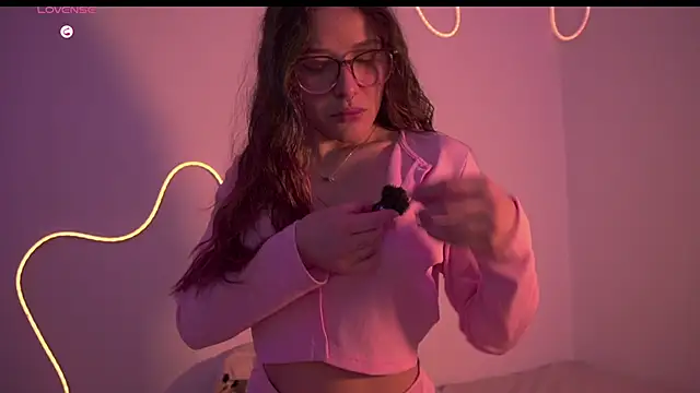 HannaMoom online show from 01/07/26, 02:55