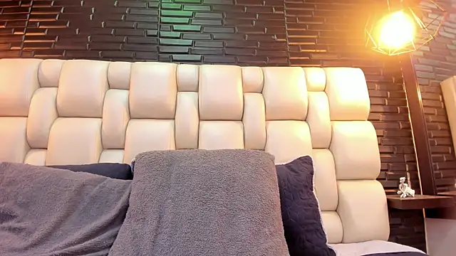 Salo Heaven online show from 05/23/26, 01:54