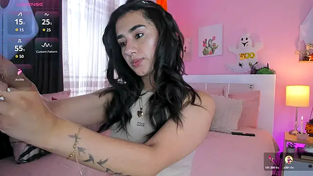 annadu011 online show from 10/19/25, 01:58