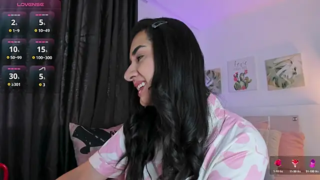 annadu011 online show from 11/21/25, 01:43