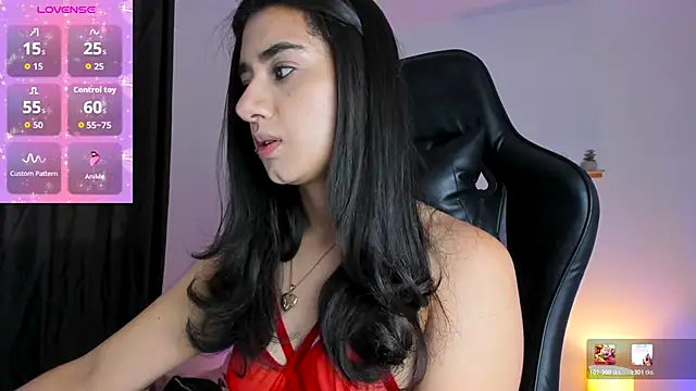 annadu011 online show from 12/22/25, 02:06