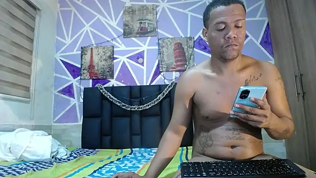 Snapshot of sharonx_morex chatting on 04/05/26, 06:42 sharonx morex online show from 04/05/26, 06:42