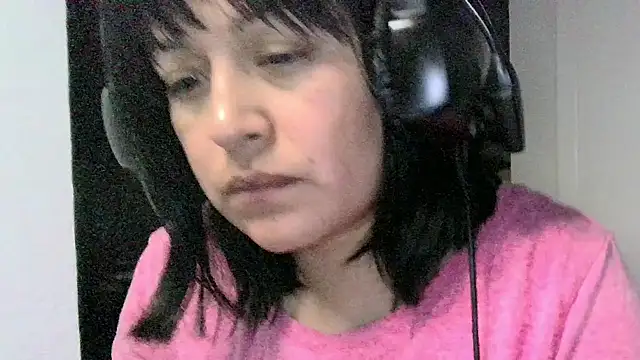 rosseli online show from 01/17/25, 07:41