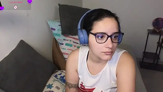 blue  moon  online show from 04/10/26, 03:57