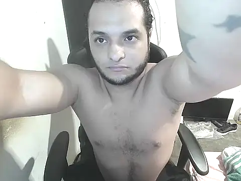 Snapshot of lilo_stick chatting on 11/12/25, 11:14 lilo stick online show from 11/12/25, 11:14