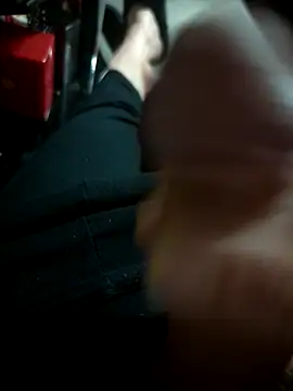 Snapshot of Dani_el82@xh chatting on 04/08/26, 11:50 Dani el82xh online show from 04/08/26, 11:50