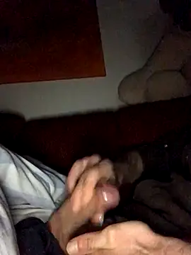 Snapshot of Dani_el82@xh chatting on 12/07/24, 05:15 Dani el82xh online show from 12/07/24, 05:15