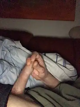 Snapshot of Dani_el82@xh chatting on 12/21/24, 10:50 Dani el82xh online show from 12/21/24, 10:50