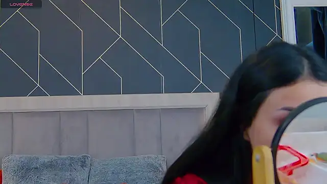 EmyLaveau online show from 02/18/26, 06:22