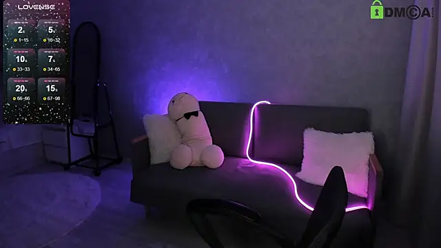 NudeNansy online show from 04/18/26, 09:00