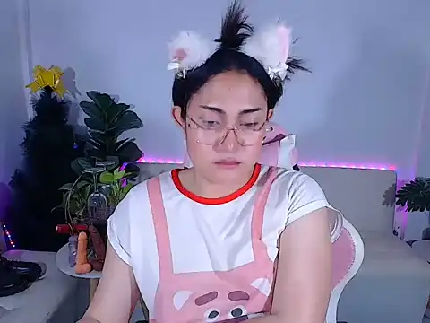 Snapshot of plysaithailand chatting on 06/16/26, 02:22 plysaithailand online show from 06/16/26, 02:22
