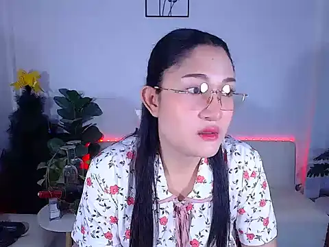 Snapshot of plysaithailand chatting on 07/16/26, 08:44 plysaithailand online show from 07/16/26, 08:44