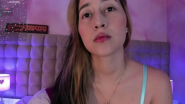 Snapshot of Abby_Sweet1_ chatting on 10/10/25, 11:33 Abby Sweet1  online show from 10/10/25, 11:33