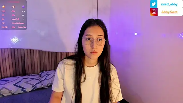 Snapshot of Abby_Sweet1_ chatting on 07/19/26, 06:37 Abby Sweet1 online show from 07/19/26, 06:37