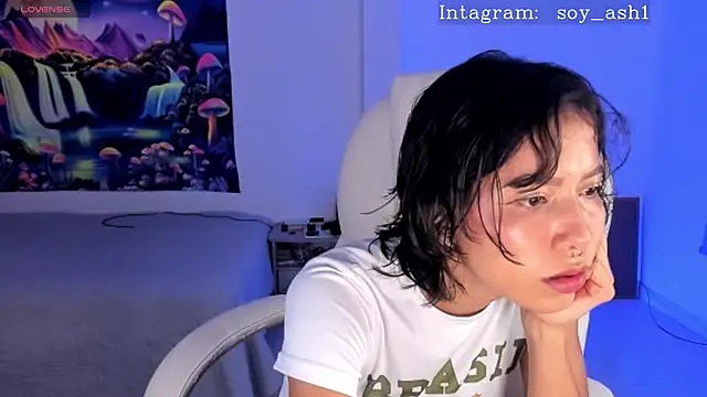 Ashlleycam  online show from 02/12/25, 01:52