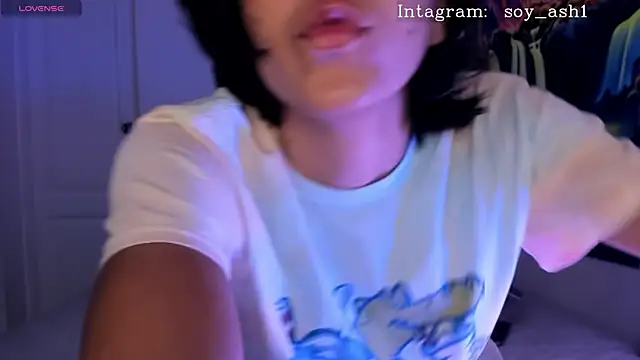 Ashlleycam  online show from 01/03/25, 07:27