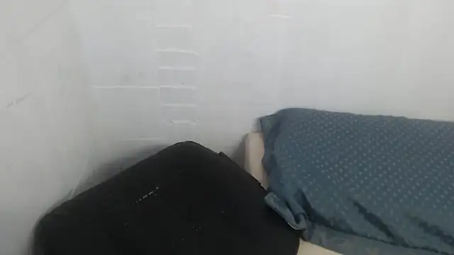 selenax2023 online show from 11/23/25, 01:15