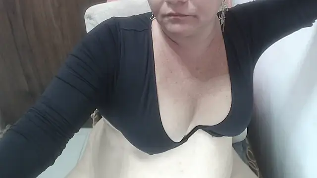 selenax2023 online show from 02/14/26, 04:18