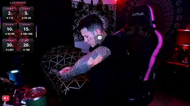 josh  ackerman online show from 09/29/25, 11:32