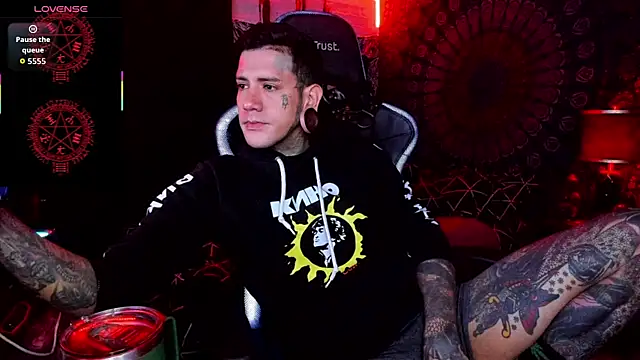 josh  ackerman online show from 10/06/25, 02:46