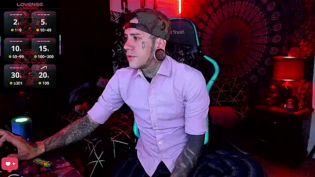 josh  ackerman online show from 09/26/25, 03:08