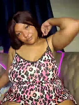 Snapshot of Bigass-ebony22 chatting on 01/23/25, 05:02 Bigass-ebony22 online show from 01/23/25, 05:02