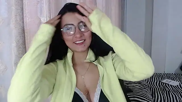 SavannaEvans001 online show from 01/06/26, 12:09