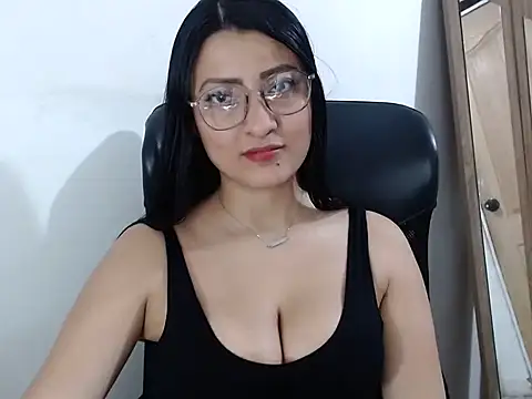 SavannaEvans001 online show from 11/12/25, 09:51