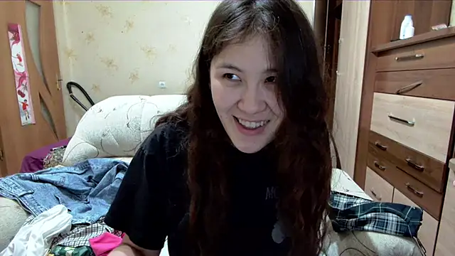 Riz girl online show from 05/04/26, 12:47