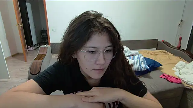 Riz girl online show from 11/09/25, 04:00