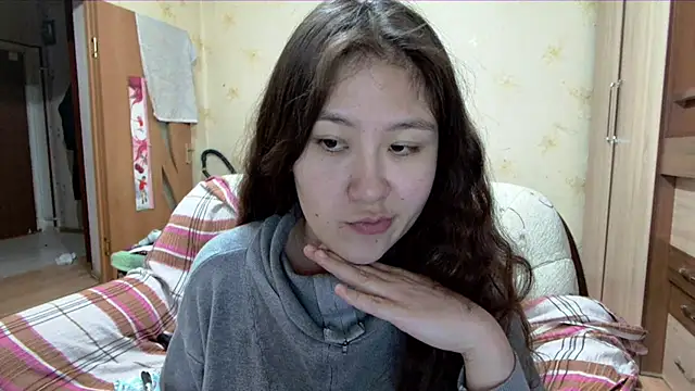 Riz girl online show from 04/20/26, 03:46
