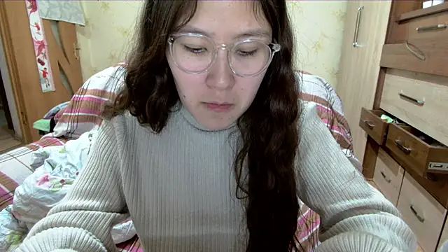 Riz girl online show from 04/18/26, 03:03