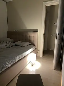 remirann  online show from 12/10/24, 03:33