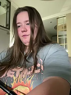 remirann  online show from 02/28/25, 06:20