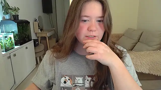 remirann  online show from 03/18/25, 07:33