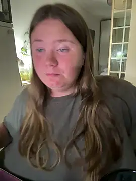 remirann  online show from 09/25/25, 06:36