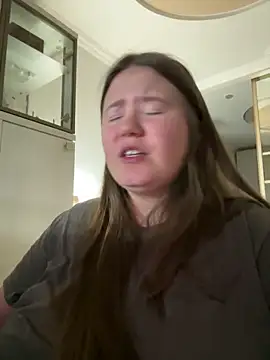 remirann  online show from 03/10/25, 09:18