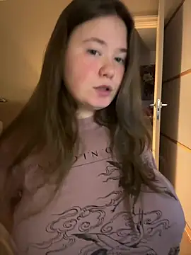 remirann  online show from 02/04/25, 07:00