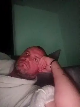 Snapshot of Adry1986 chatting on 11/04/25, 07:06 Adry1986 online show from 11/04/25, 07:06