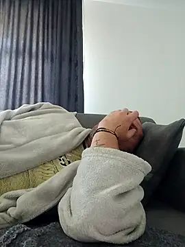 Snapshot of Adry1986 chatting on 09/27/25, 11:49 Adry1986 online show from 09/27/25, 11:49