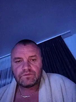 Snapshot of Adry1986 chatting on 10/07/25, 09:05 Adry1986 online show from 10/07/25, 09:05