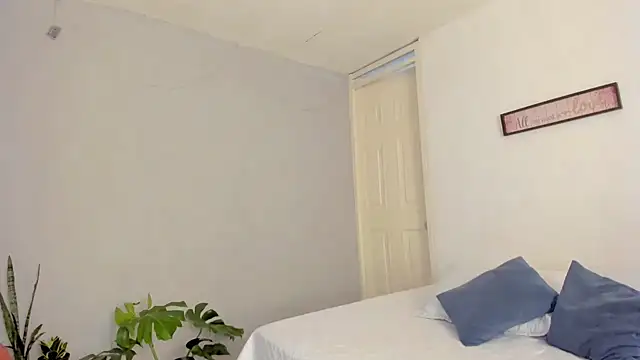 rosaaliiaa1 online show from 01/09/26, 03:30