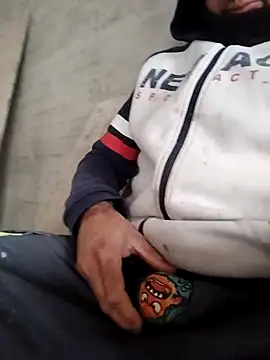 juandi21cm online show from 03/17/26, 06:38