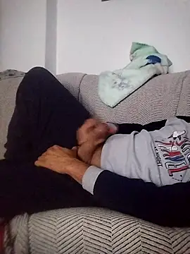 juandi21cm online show from 11/30/25, 10:32