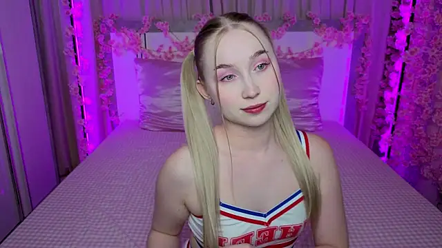 LilyStarlight online show from 07/05/26, 04:30